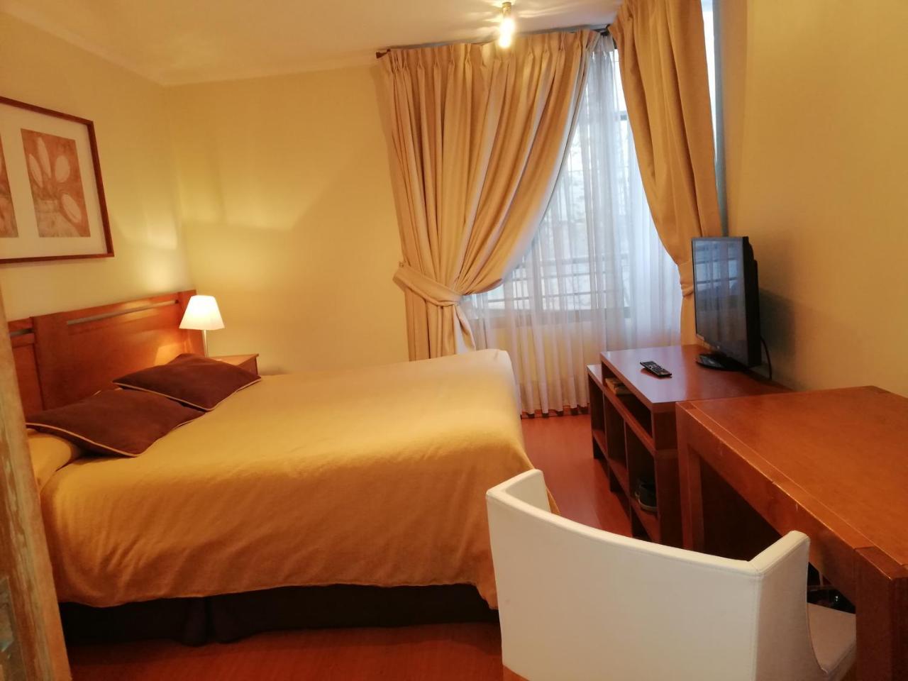 Andes Suites Santiago Buitenkant foto